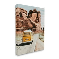 Stuple Industries жолто комбе возење кањон пустина рурален пат платно wallидна уметност, 48, дизајн од Ејми